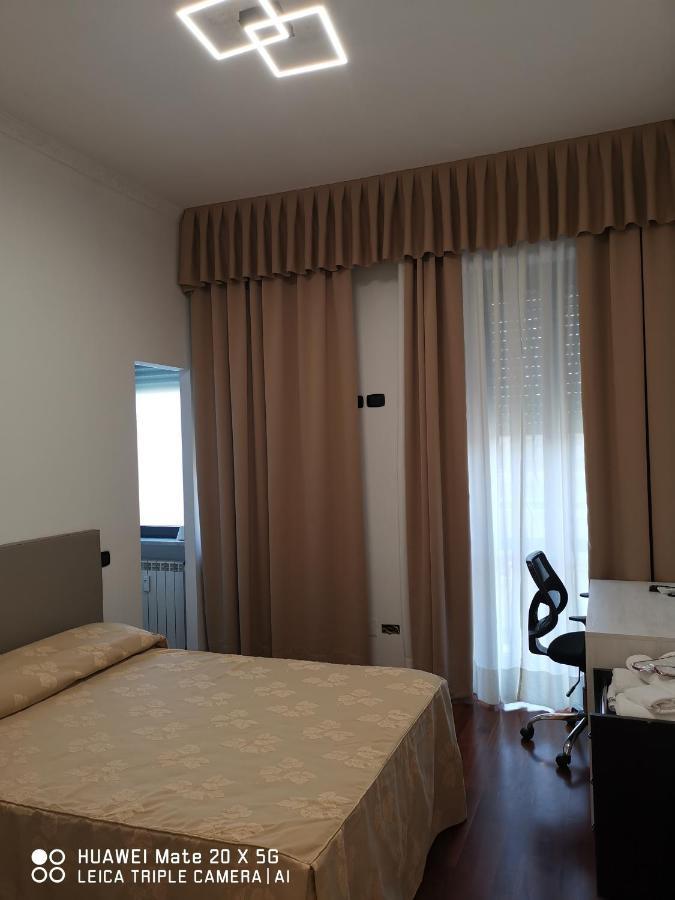 Guesthouse Central Station Group - Via Sammartini 15 Milano Eksteriør bilde